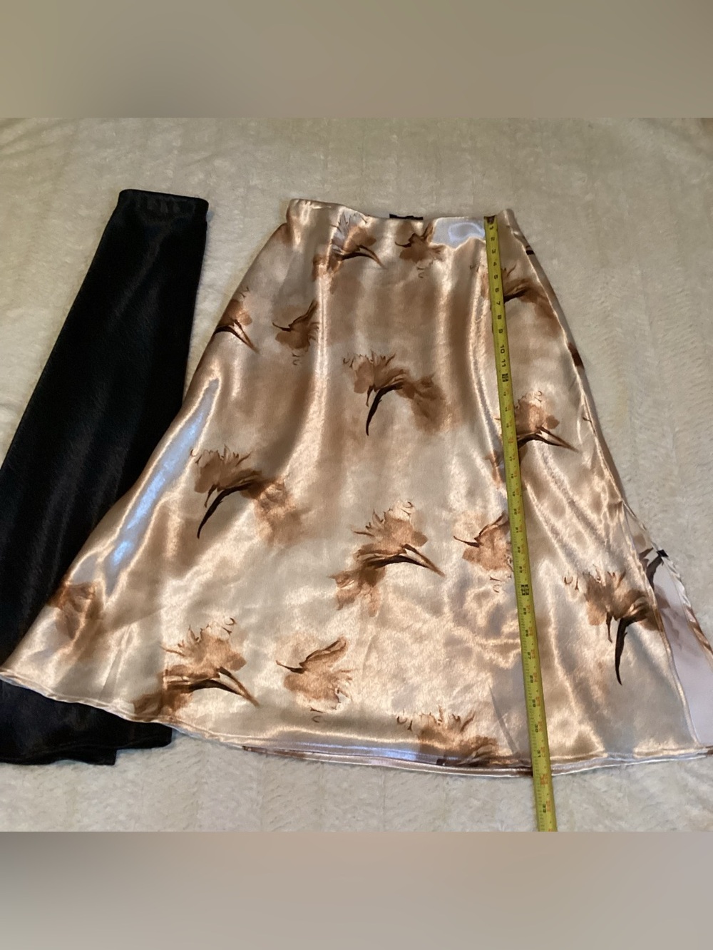 Set Of 2 Women’s Calligraphie Floral Brown And Solid Black Shirts Long Sz Small